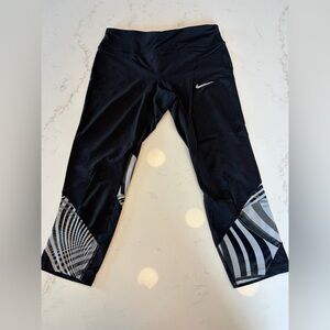 Nike Black Capri Leggings with Gray Geometric Panels